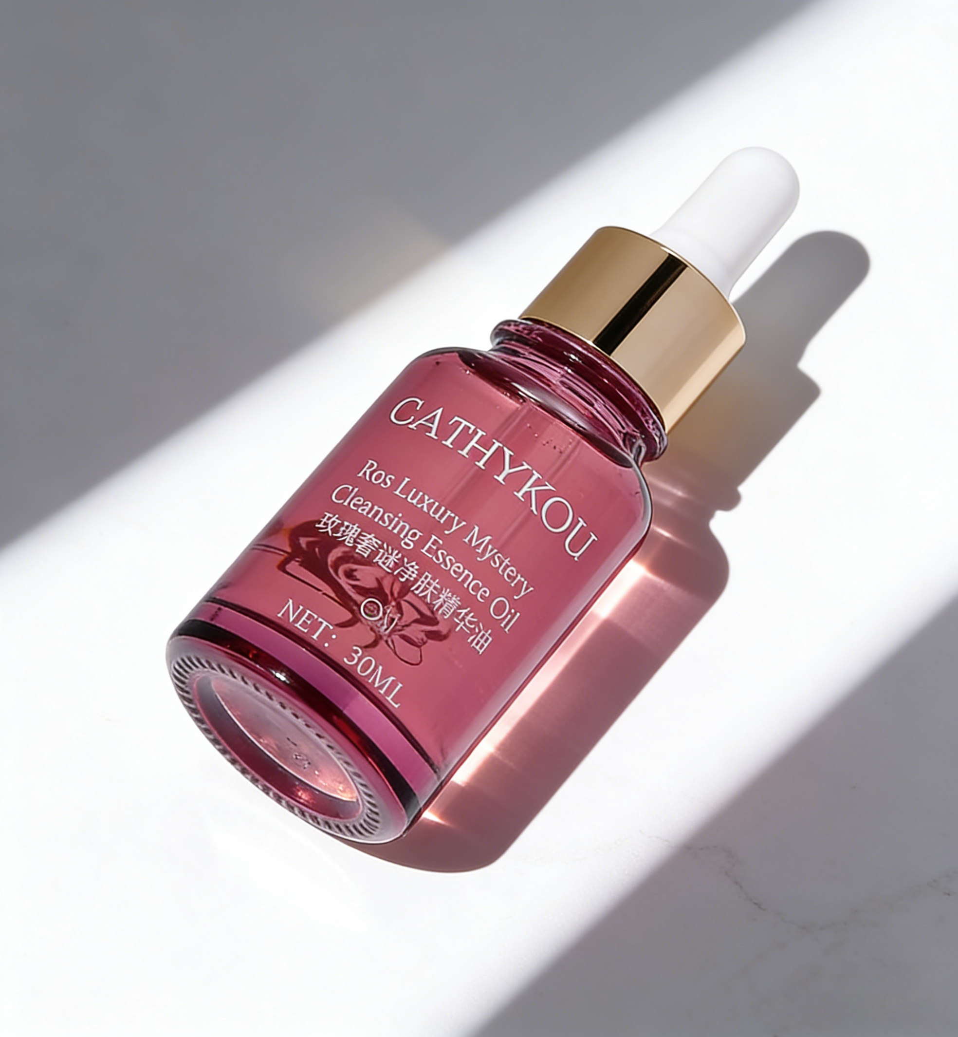CATHYKOU 玫瑰奢谜净肤精华油能解决肌肤缺水问题吗？